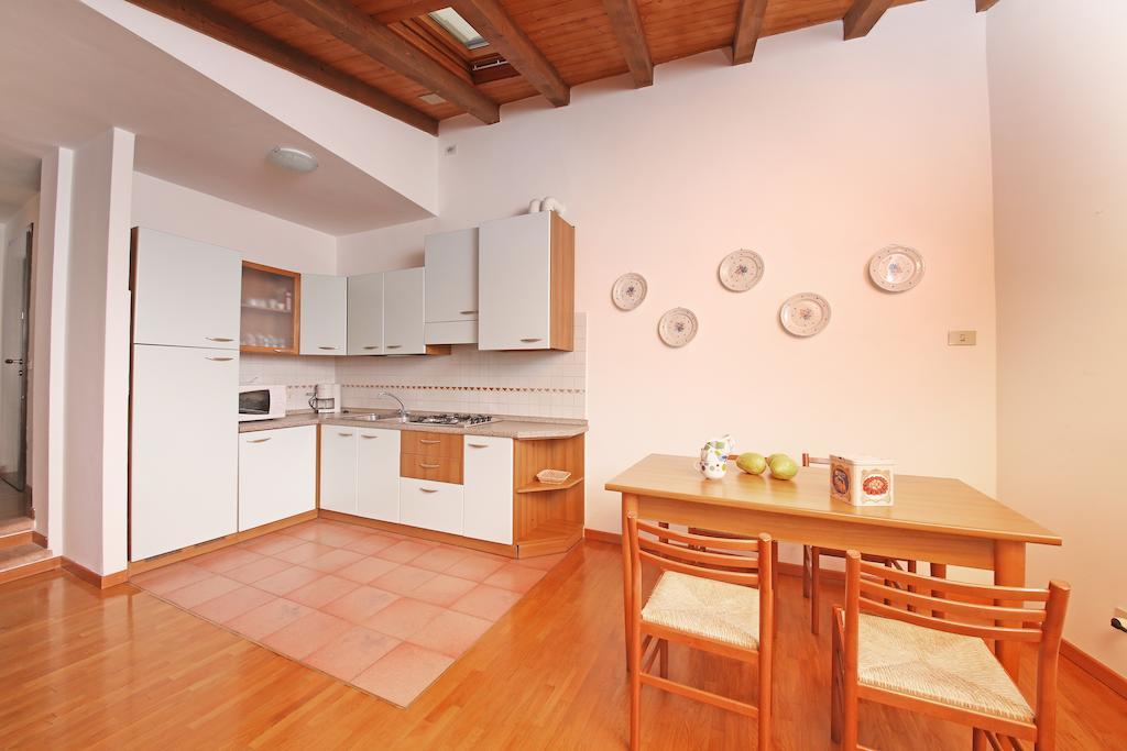 Apartment Casa Caterina Gargnano Room photo
